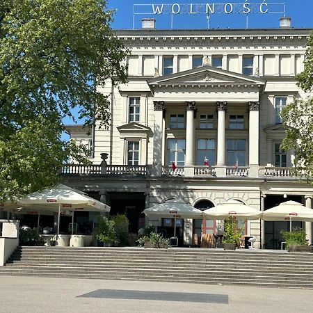 Apartamenty Pl. Wolnosci 6 Posen Exterior foto