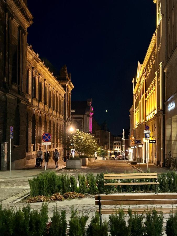 Apartamenty Pl. Wolnosci 6 Posen Exterior foto